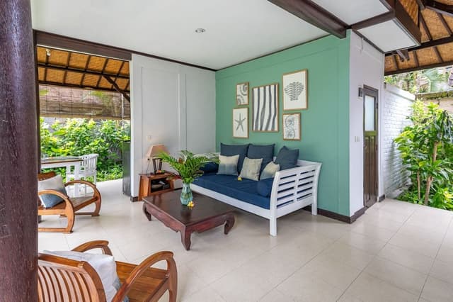 One bedroom Tropical Bungalow