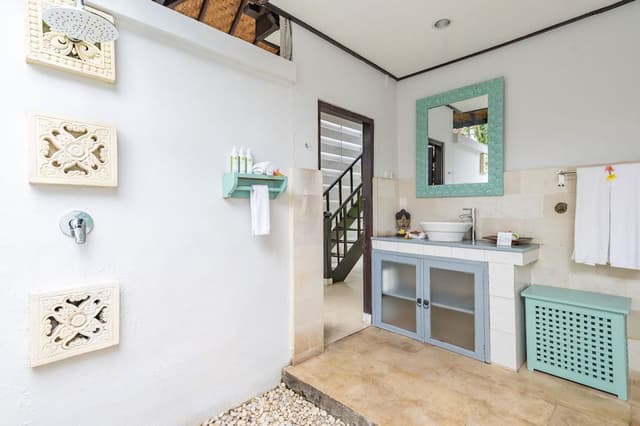 One bedroom Tropical Bungalow