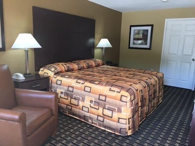 Standard Room, 1 King Bed, Smoking