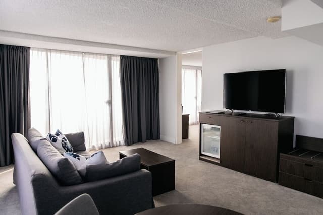 Junior Room, 1 King Bed, Balcony