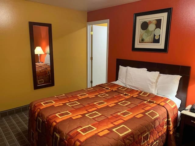 Room, 1 Queen Bed, Smoking