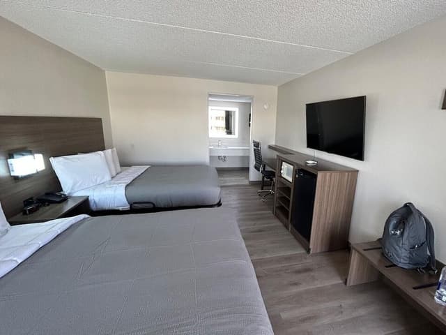 Double Room, 2 Queen Beds, Non Smoking