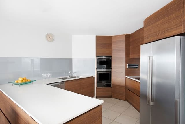 Room, 3 Bedrooms