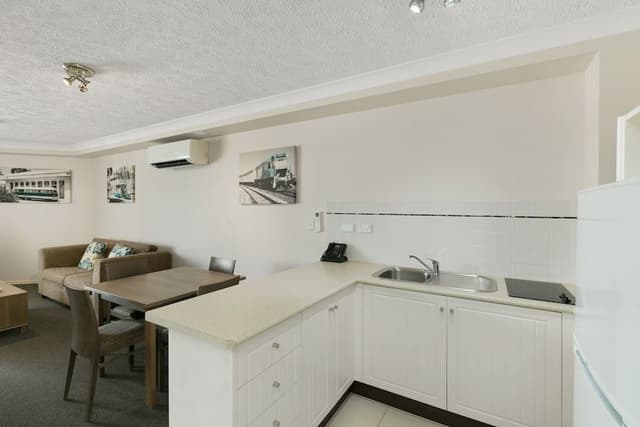 Room, 1 Bedroom, City View
