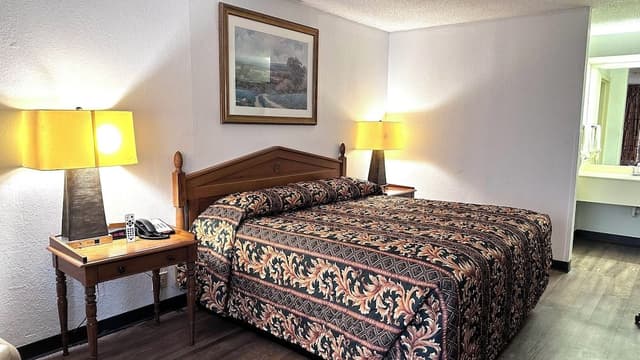 Standard Room, 1 King Bed