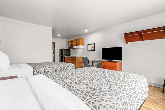 Standard Room, 2 Double Beds, Non Smoking