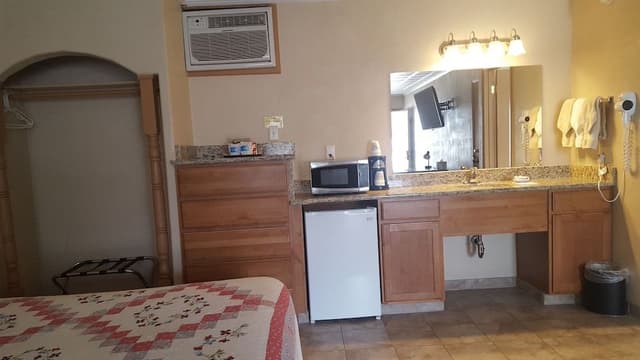 Mini Suite with 2 Queen Beds