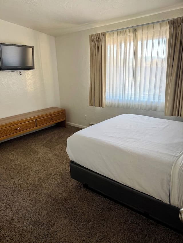 Deluxe Suite, 2 Bedrooms (2nd floor)