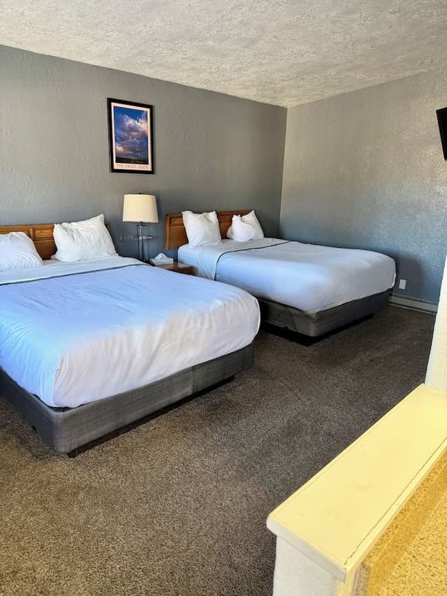 Deluxe Suite, 2 Bedrooms (2nd floor)