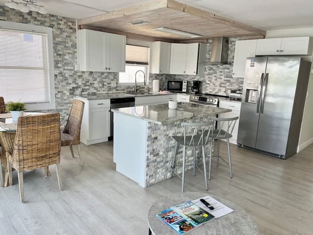 Townhome, 2 Bedrooms, Bay View