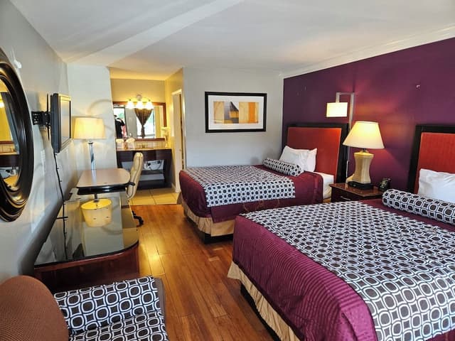Standard Room, 2 Queen Beds
