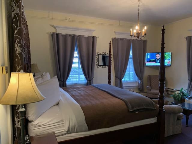 Executive Room, 1 King Bed, Balcony, Marina View