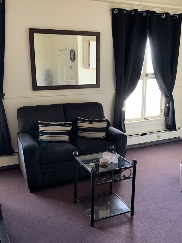 Superior Room, 1 King Bed, Non Smoking, Ensuite
