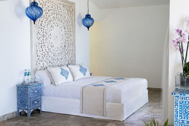 Suite, Sea View