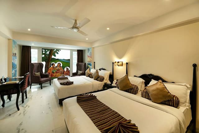 Deluxe Suite, 2 Queen Beds