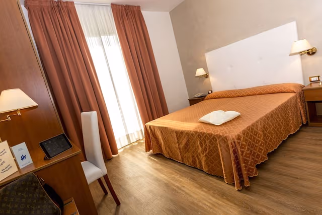 Superior Room, Partial Sea View