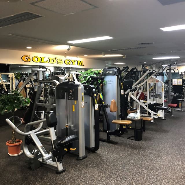 [With Gold's Gym Access for 16+ yr old] Twin Room, Smoking