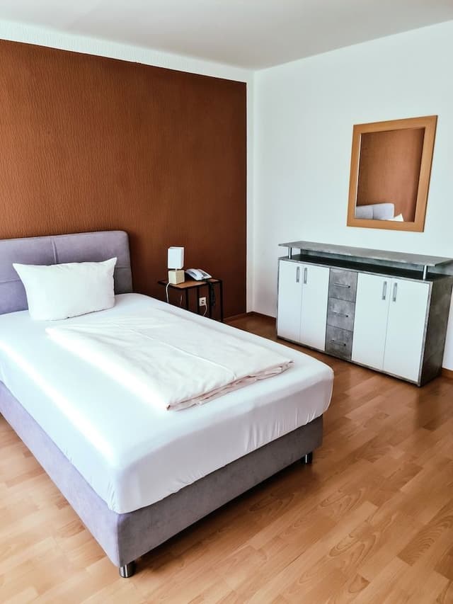 Comfort Room, Balcony