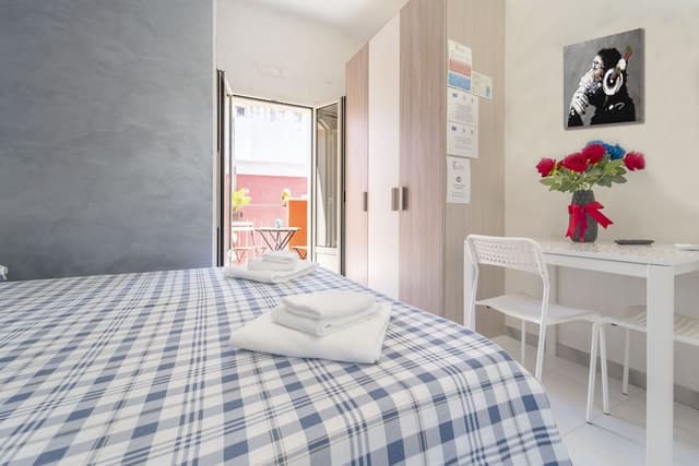 Comfort Room, 1 Bedroom, City View