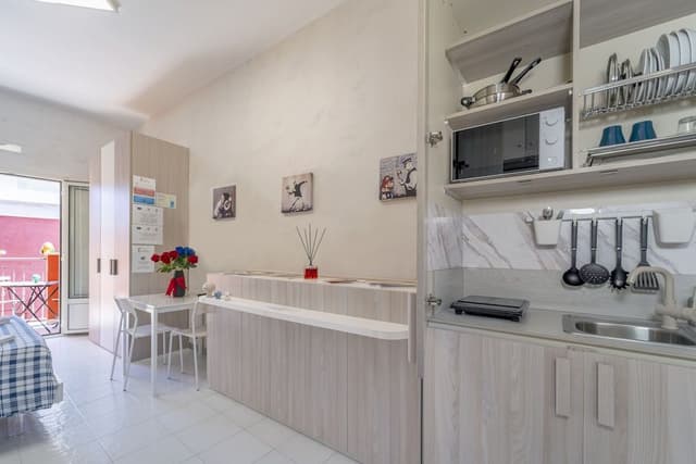 Comfort Room, 1 Bedroom, City View