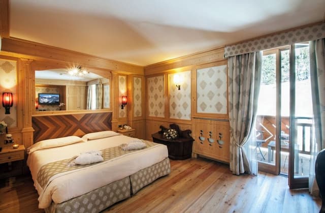 Triple Room (with extra bed)