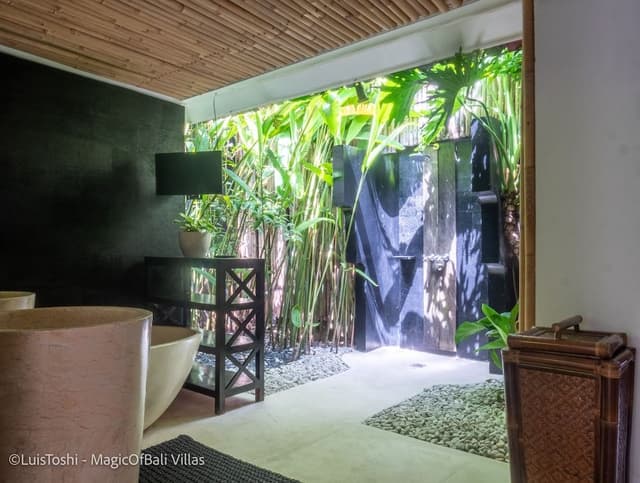 Luxury Villa, 3 Bedrooms, Lanai, Garden View