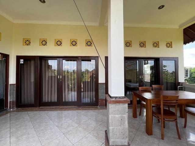 Family Room, 2 Bedrooms