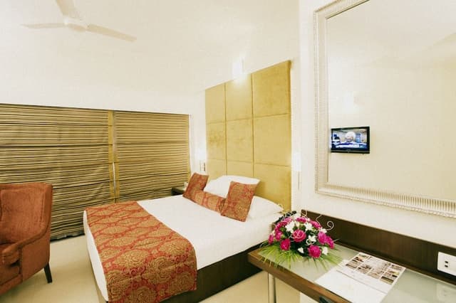 St.Suite