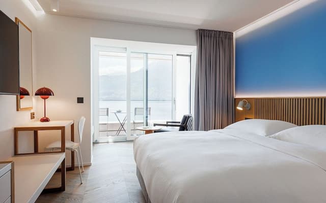 Deluxe Double Room, Lake View