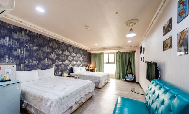 Double Room, Bathtub, City View