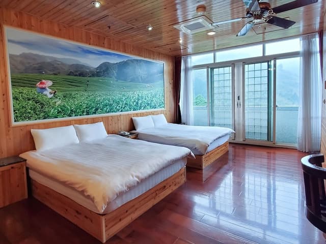 Deluxe Quadruple Room, 2 Double Beds