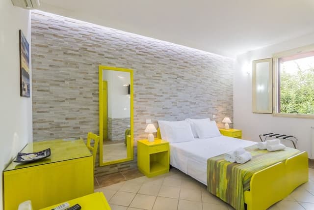 Triple Room