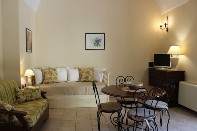 Deluxe Suite, Accessible, Kitchenette