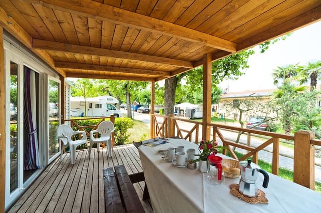 Deluxe Mobile Home