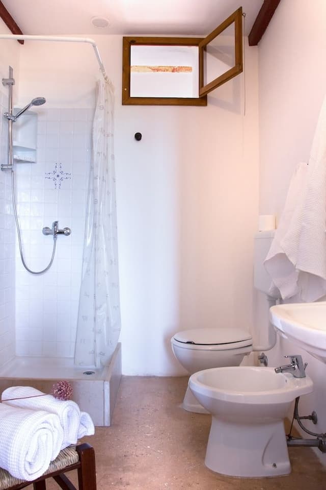 Double Room, Shared Bathroom