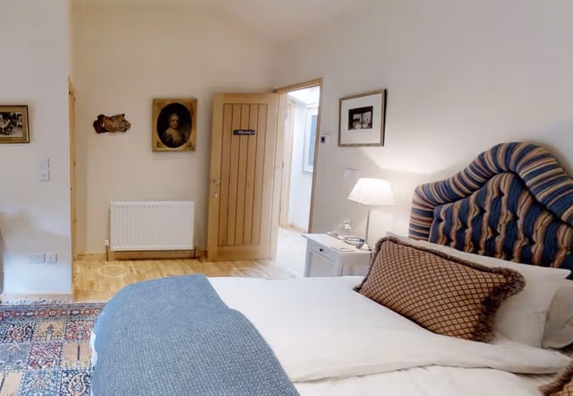 Double or Twin Room, Ensuite (Vicenza)