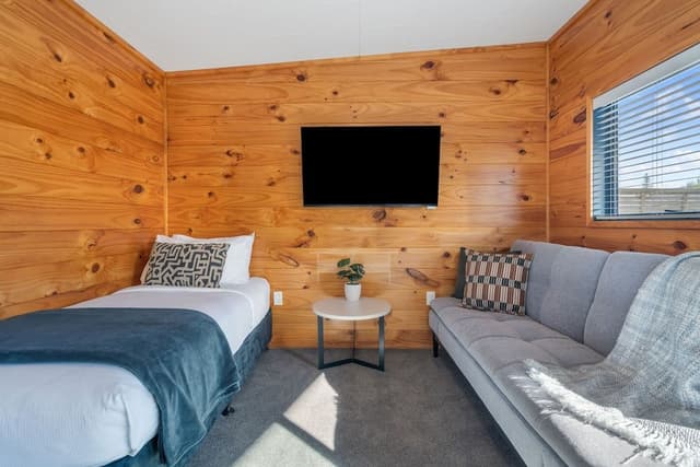 Motel Studio