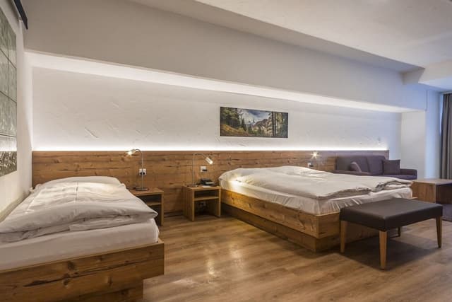 Large Triple Room - No View - Souterrain
