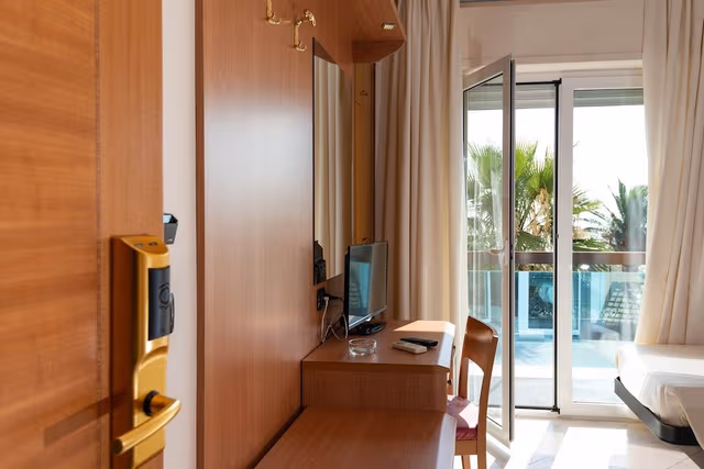 Classic Triple Room, Multiple Beds, Non Smoking