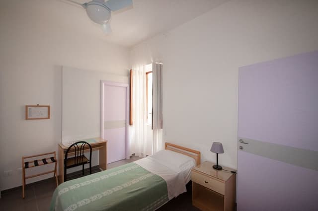 Comfort Single Room