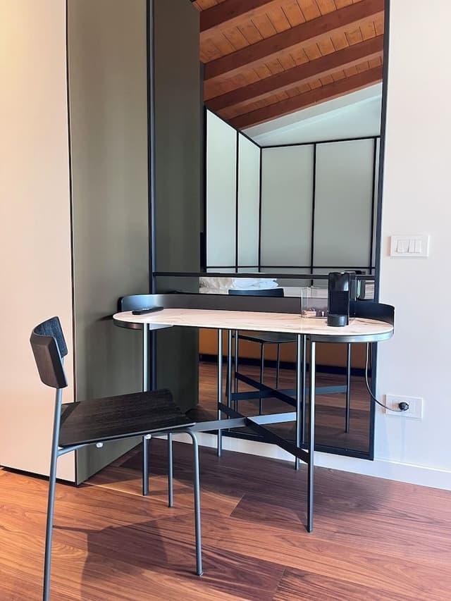 Luxury Studio Suite, Patio, Lake View (Accessible)