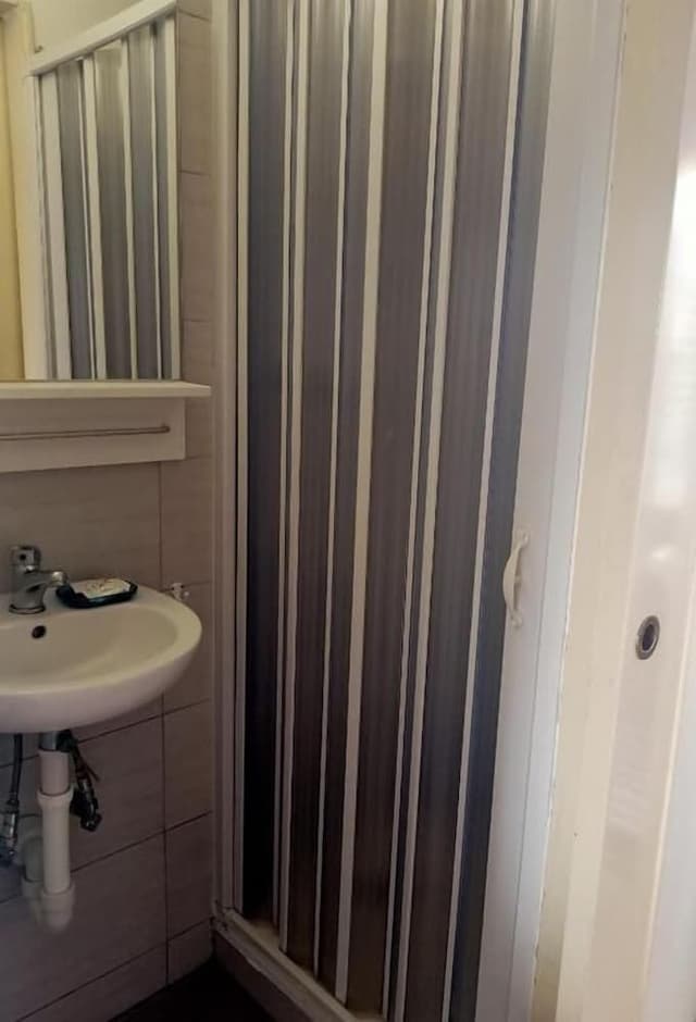 Economy Double Room, Balcony, Courtyard View
