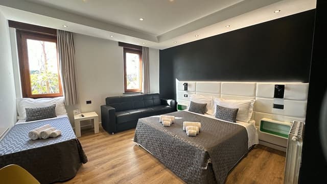 Standard Quadruple Room (shower with hydromassage)