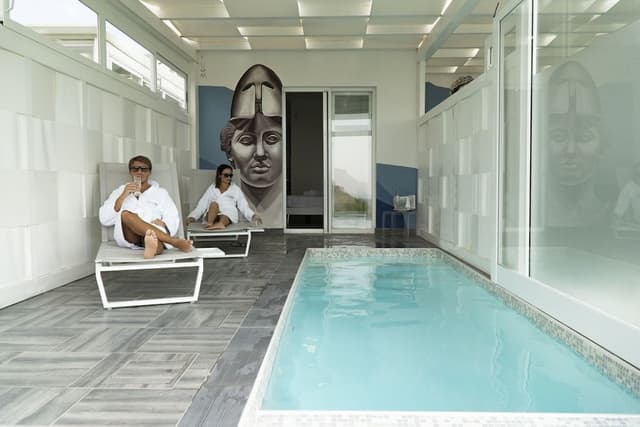 Superior room with private pool