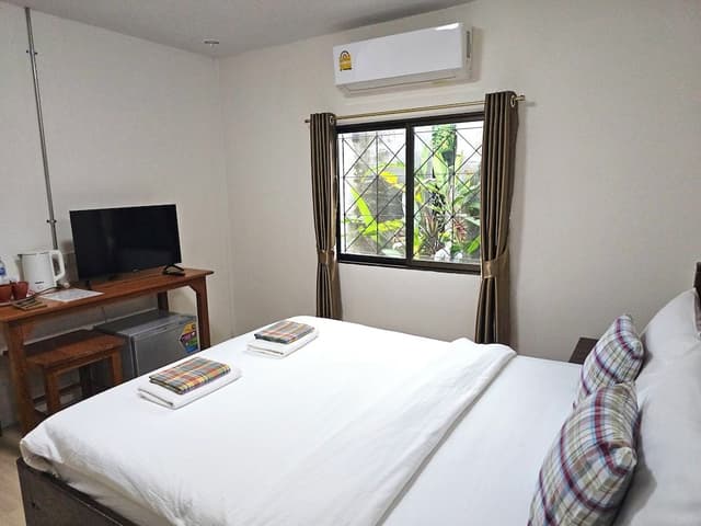 Double Room, 1 Double Bed
