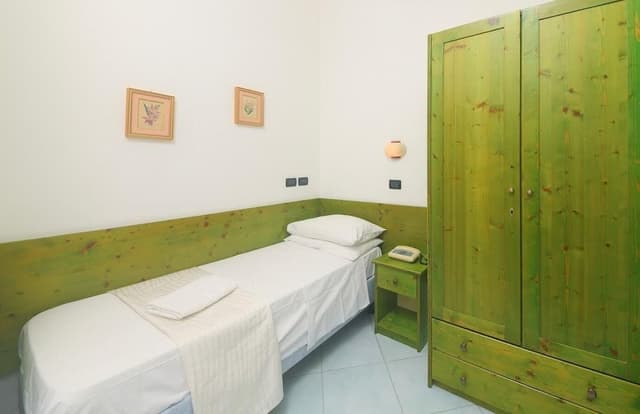 Standard Single Room