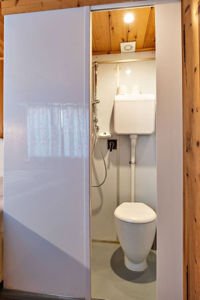 Basic Double Room