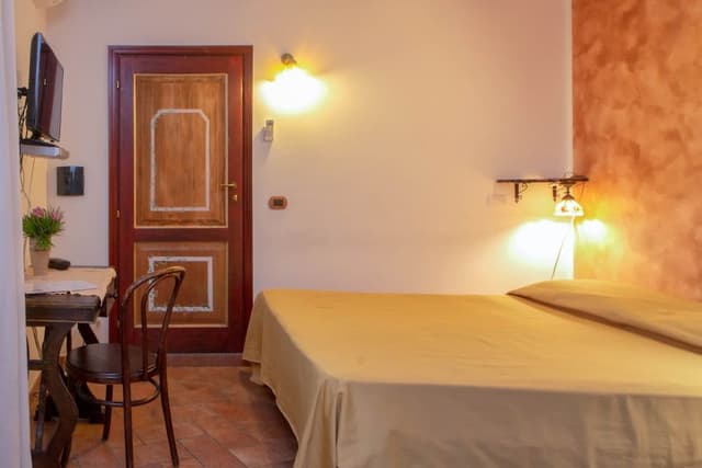 Basic Double Room