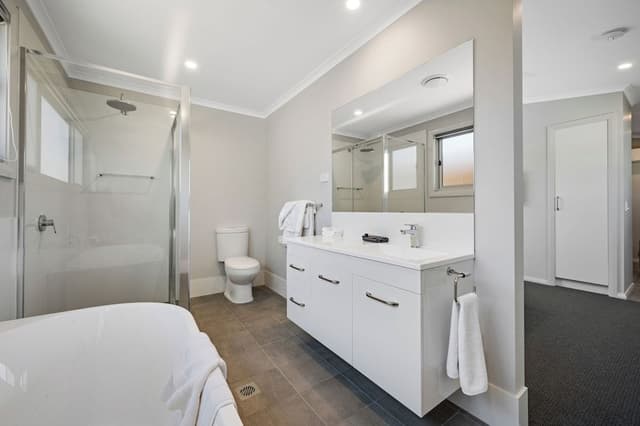 One Bedroom Cabin