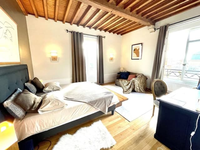 City Apartment, Ensuite, Garden View